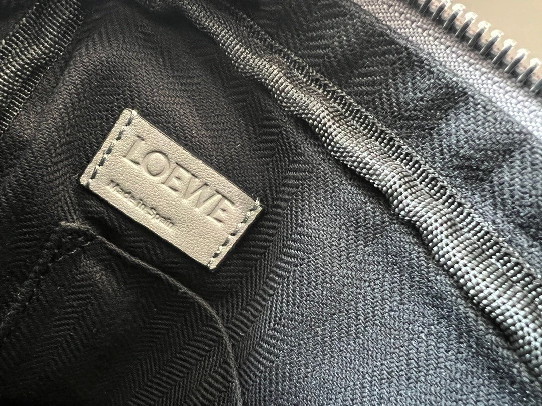 Loewe XS Military Messenger Bag 24.5 Light Grey Cowhide mysite