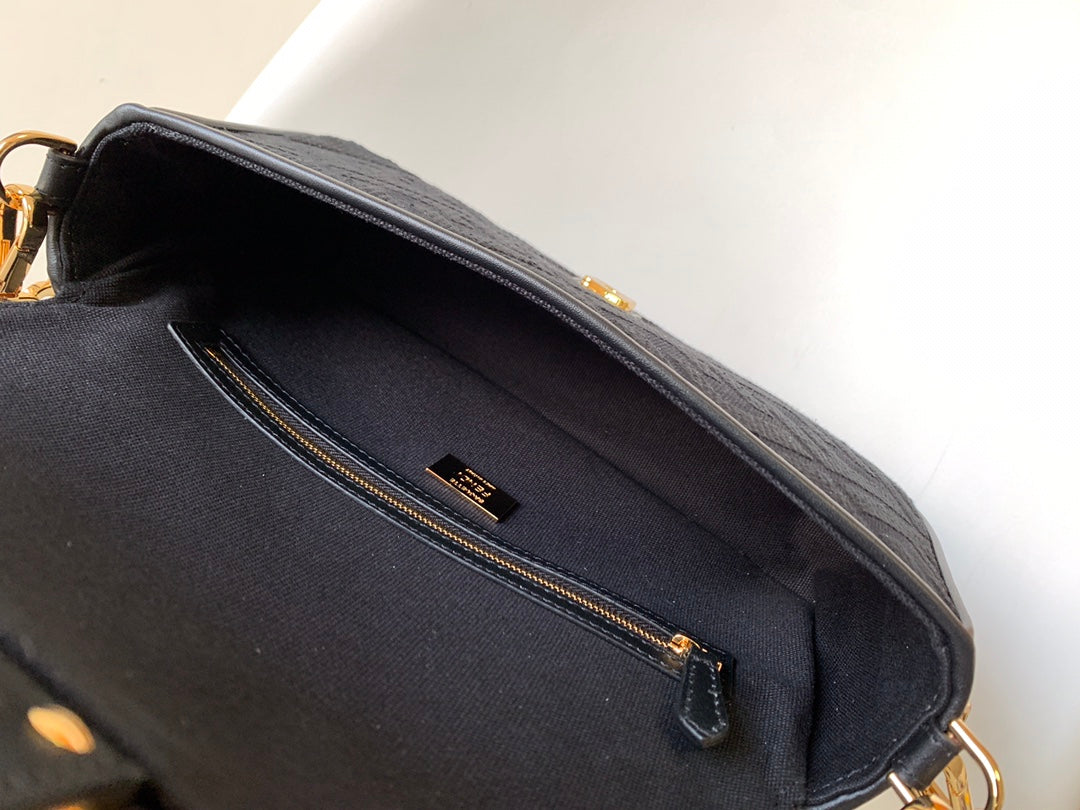 Fend Baguette Black Canvas Bag 27 with FF Embroidery Ghw mysite