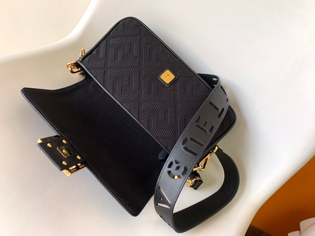 Fend Baguette Black Canvas Bag 27 with FF Embroidery Ghw mysite
