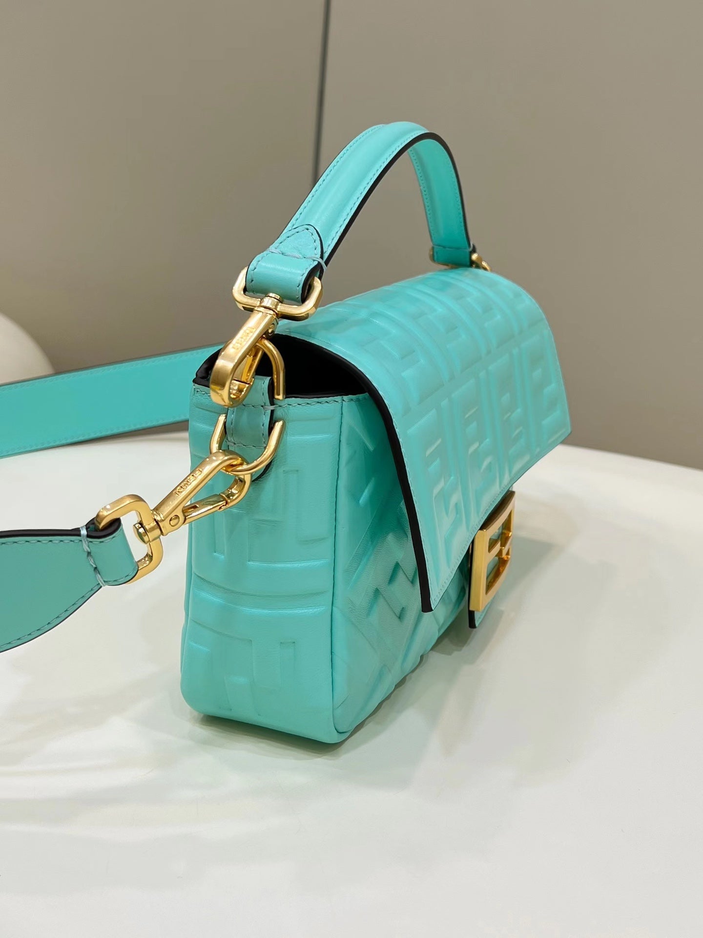 Baguette 27cm Tiffany Blue Lambskin Gold Hardware mysite