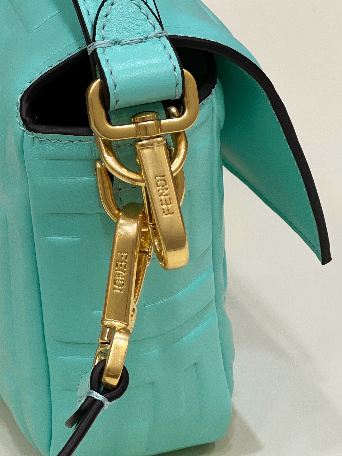 BAGUETTE WITH FF MOTIF 27 IN TURQUOISE SOFT LAMBSKIN GOLD HARDWARE mysite