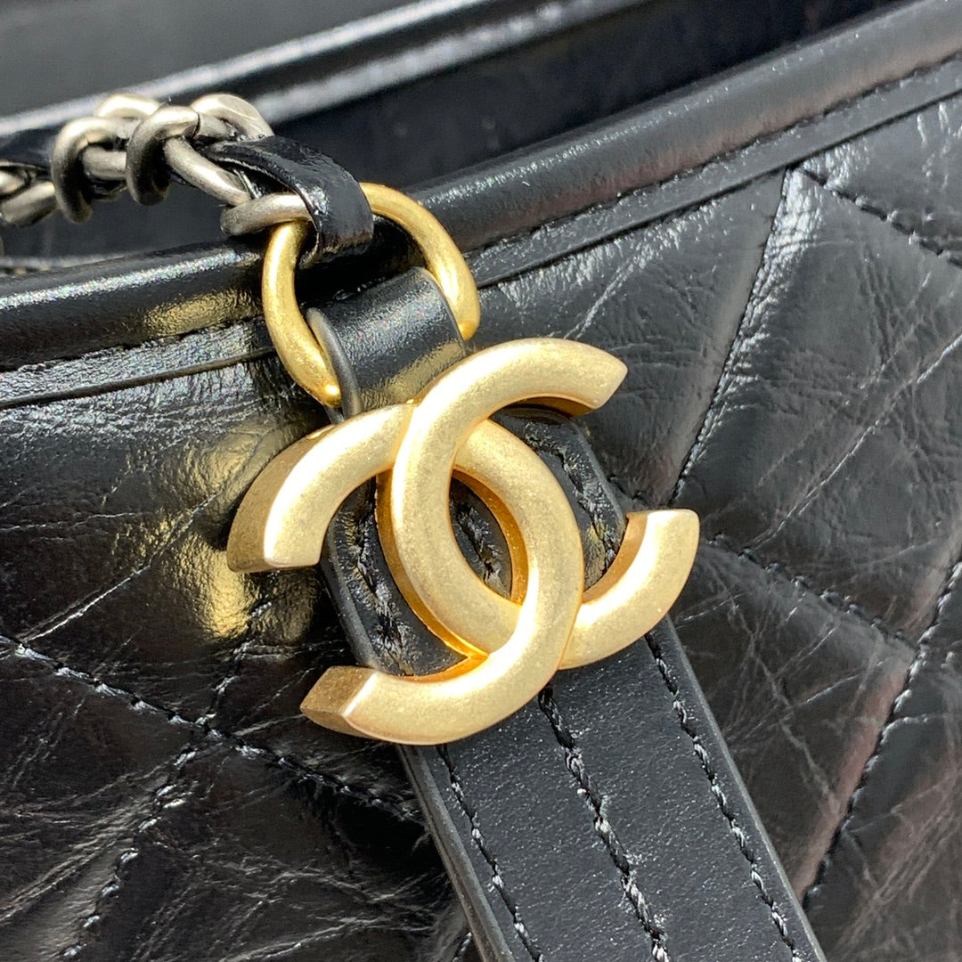 HOBO BAG 25 WITH STRAP IN BLACK CALFSKIN GOLD AND SILVER HARDWARE mysite