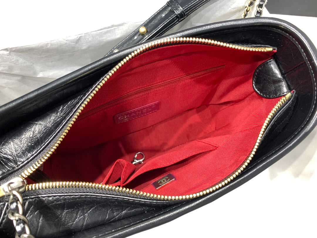 HOBO BAG 25 WITH STRAP IN BLACK CALFSKIN GOLD AND SILVER HARDWARE mysite