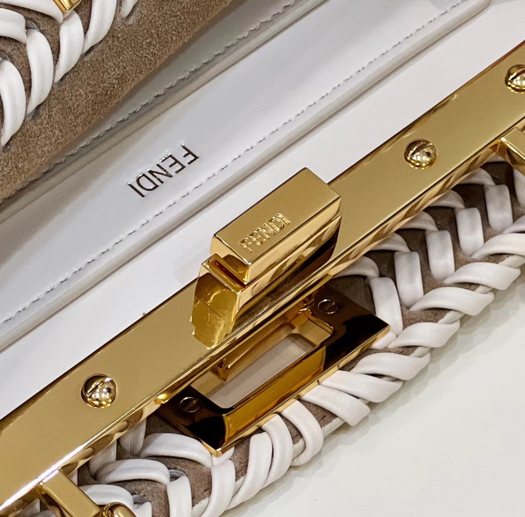 PEEKABOO ISEEU 27 IN WHITE SMOOTH CALFSKIN WITH WOVEN TRIM GOLD HARDWARE mysite