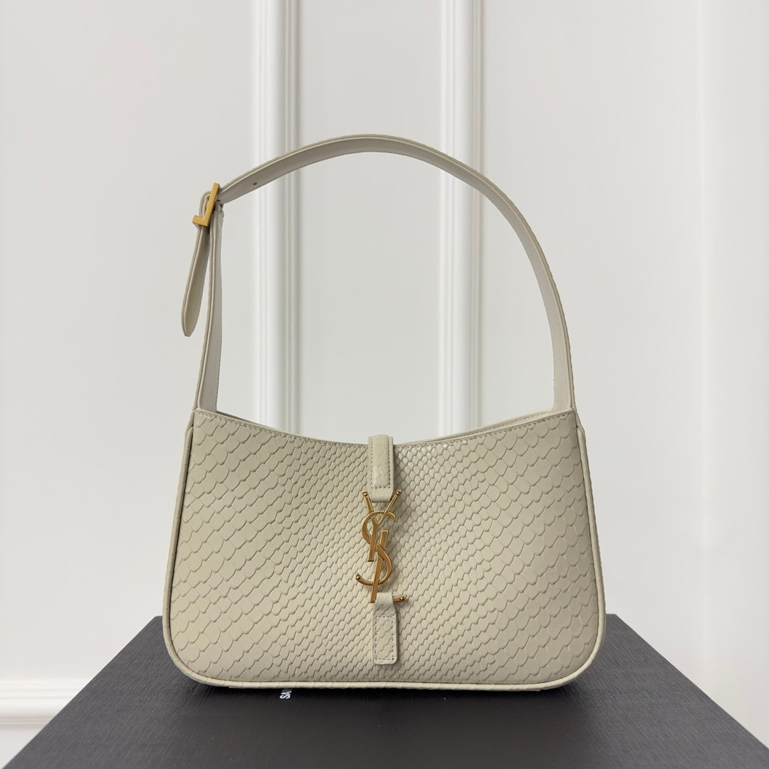 Le 5 a 7 24 Snake White Lambskin Ghw mysite