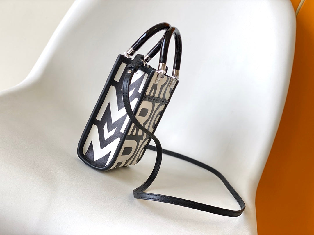 MINI SUNSHINE SHOPPER BAG 18 IN WHITE MIX BLACK SMOOTH CALFSKIN mysite