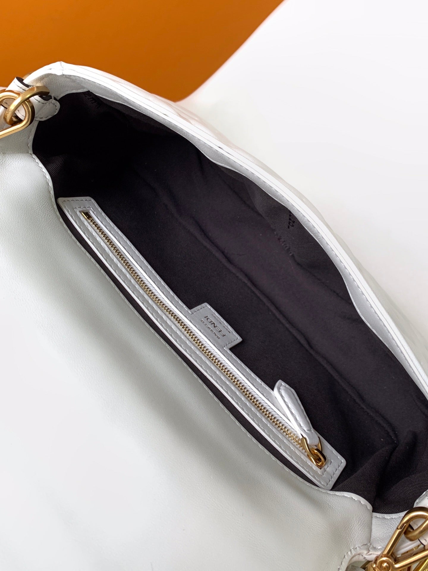 Fend Baguette 27 Bag With FF Motif White Leather Ghw mysite