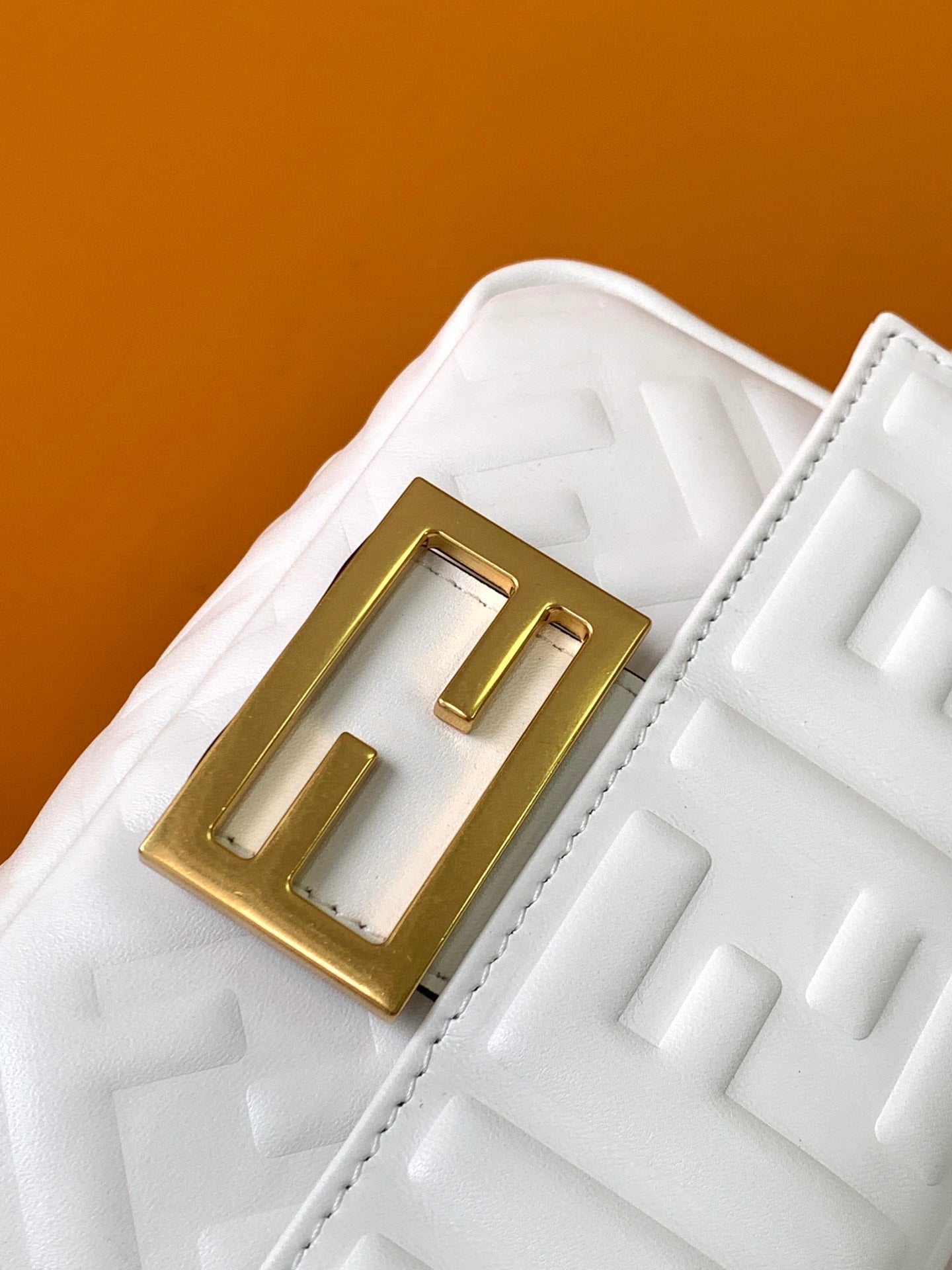 Mini Baguette Bag 20 With FF Motif White Leather Ghw mysite