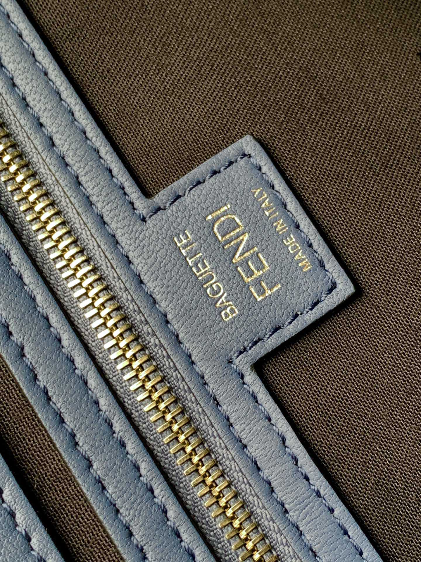 Fend Baguette 27 Bag With FF Motif Blue Leather Ghw mysite