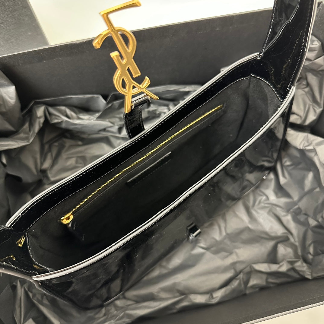 Le 5 a 7 24 Black Shiny Lambskin Ghw mysite