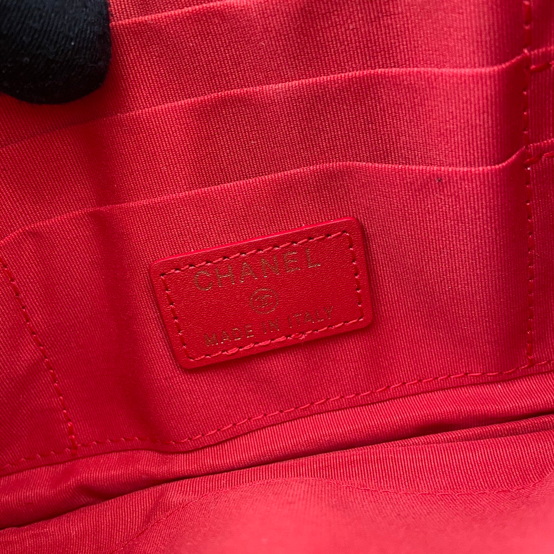 CC 19 Pouch 20cm Black Calfskin mysite