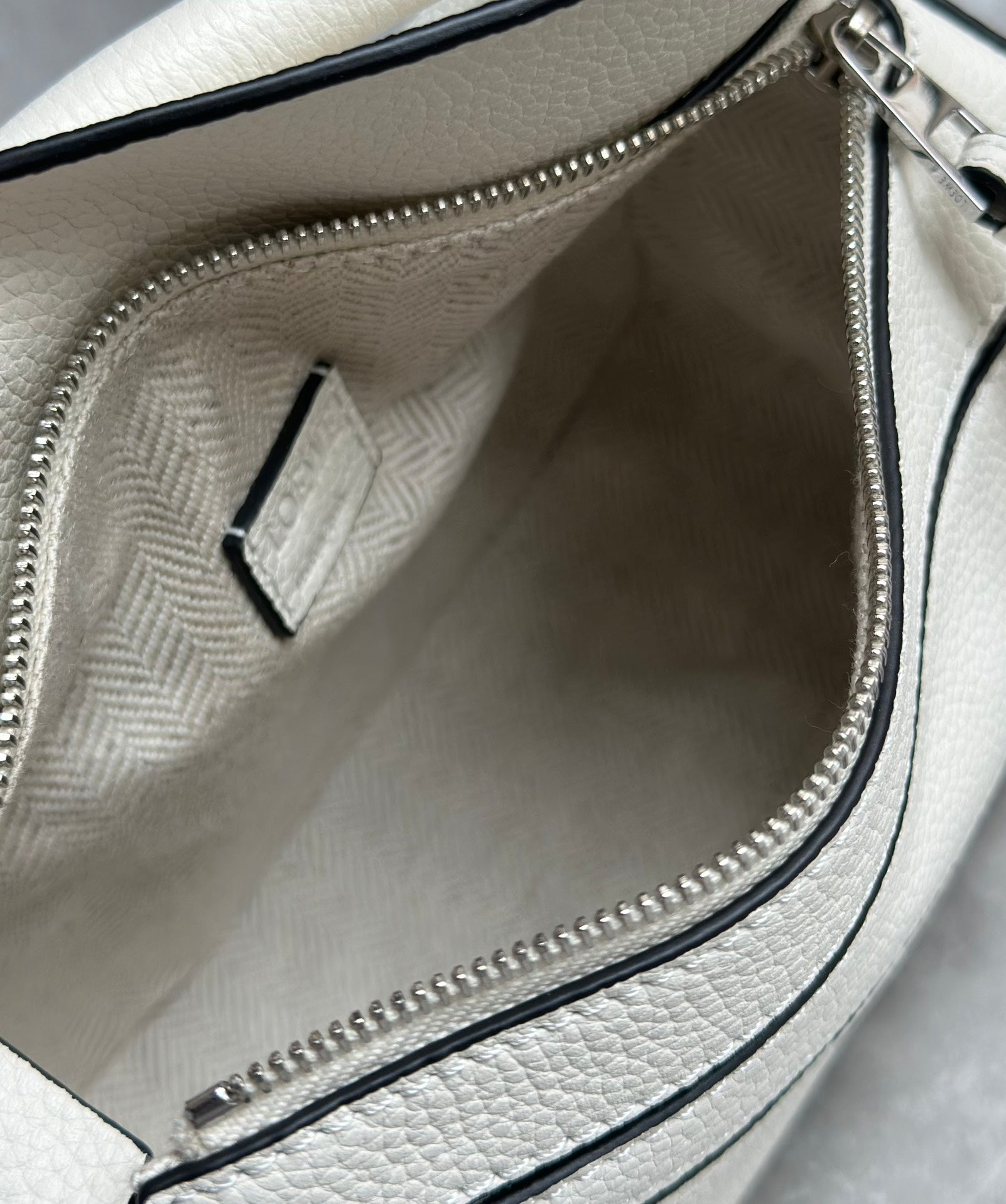 LOE MINI 18 PUZZLE BAG IN WHITE CALFSKIN mysite