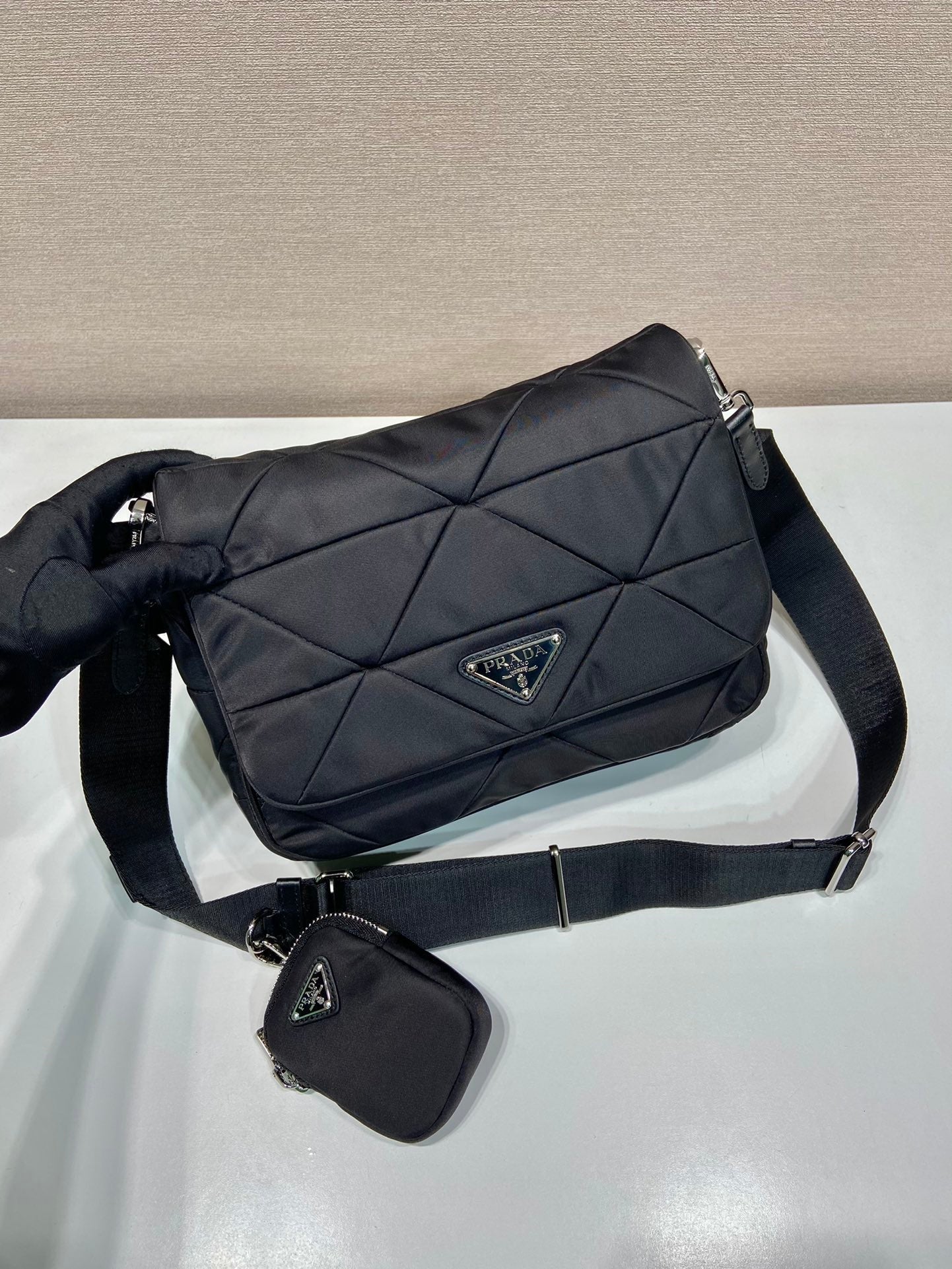 MEDIUM FLAP BAG 24 IN BLACK TRIANGULAR QUILTED PATTERN RE-NYLON mysite
