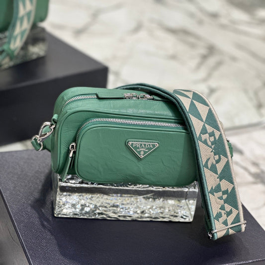 CAMERA BAG 23 IN CASTLETON GREEN WRINKLED LAMBSKIN mysite