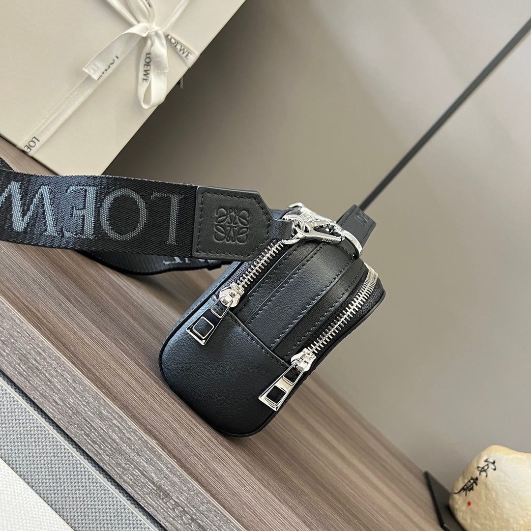 Loew Mini Camera Black Leather Cross Body Bag mysite