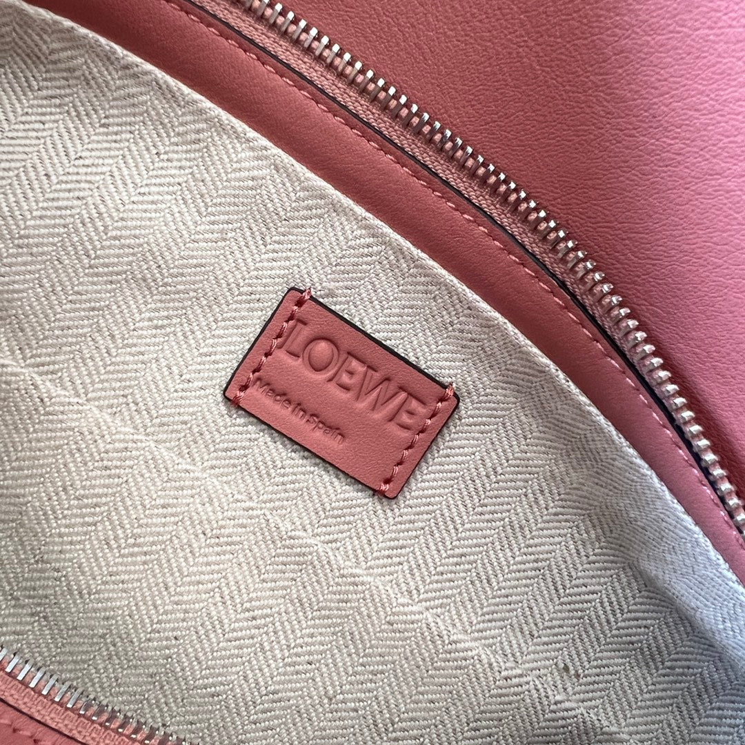 Loew Puzzle 28.7cm Hobo Bag Pink Smooth Calfskin mysite