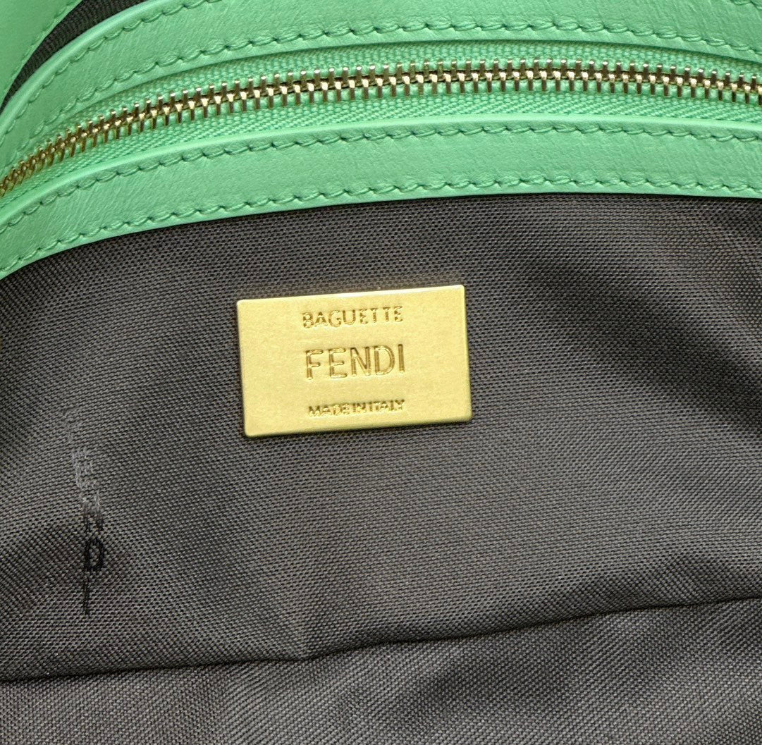 BAGUETTE WITH FF MOTIF 27 IN DE YORK GREEN SOFT LAMBSKIN GOLD HARDWARE mysite