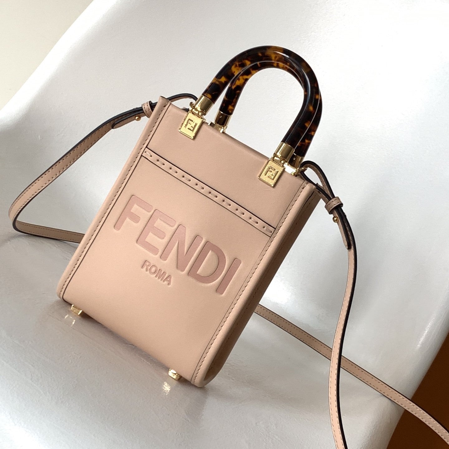 Fend Mini Sunshine Shopper Bag 18 Peach Leather mysite