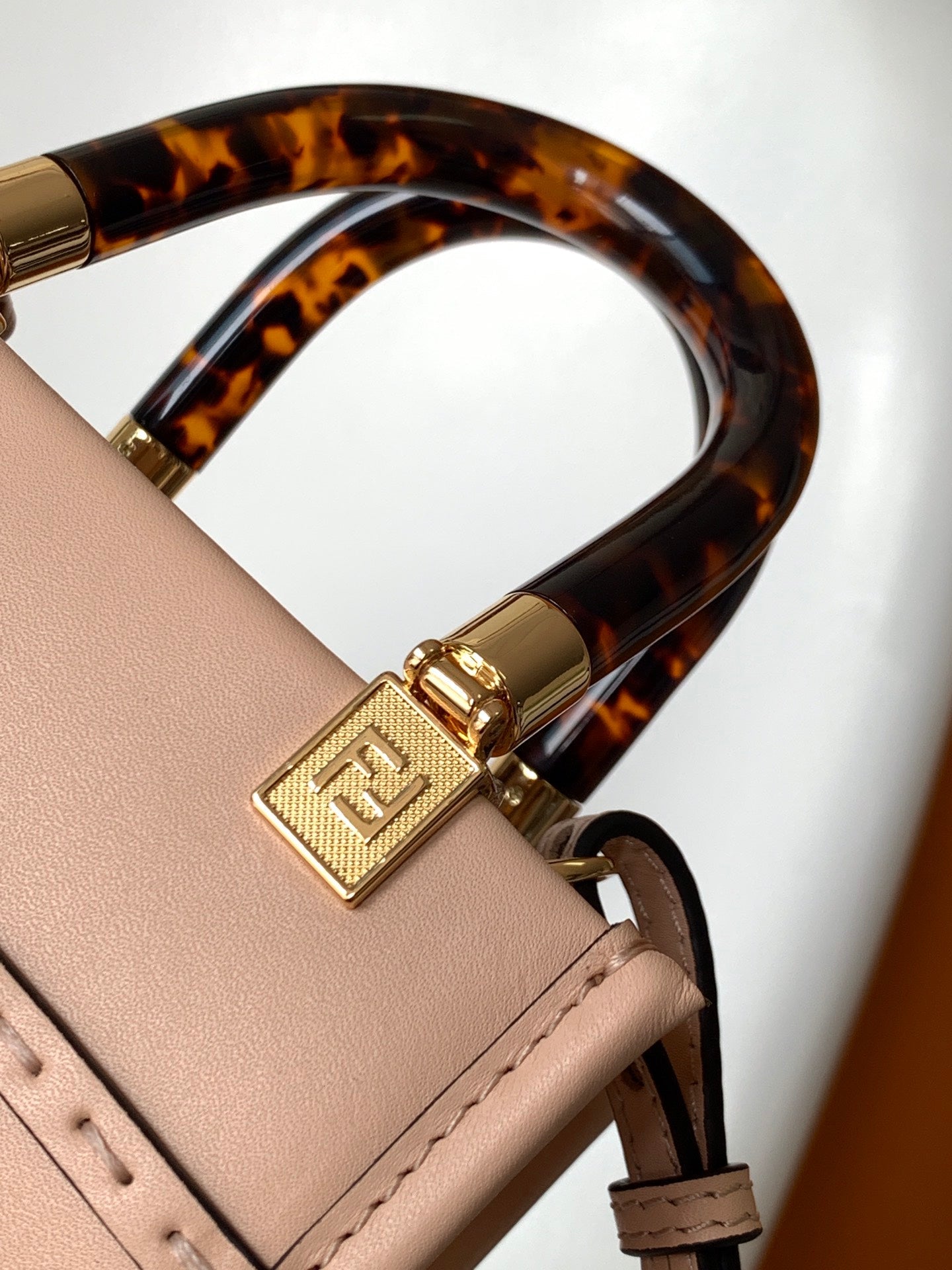 Fend Mini Sunshine Shopper Bag 18 Peach Leather mysite