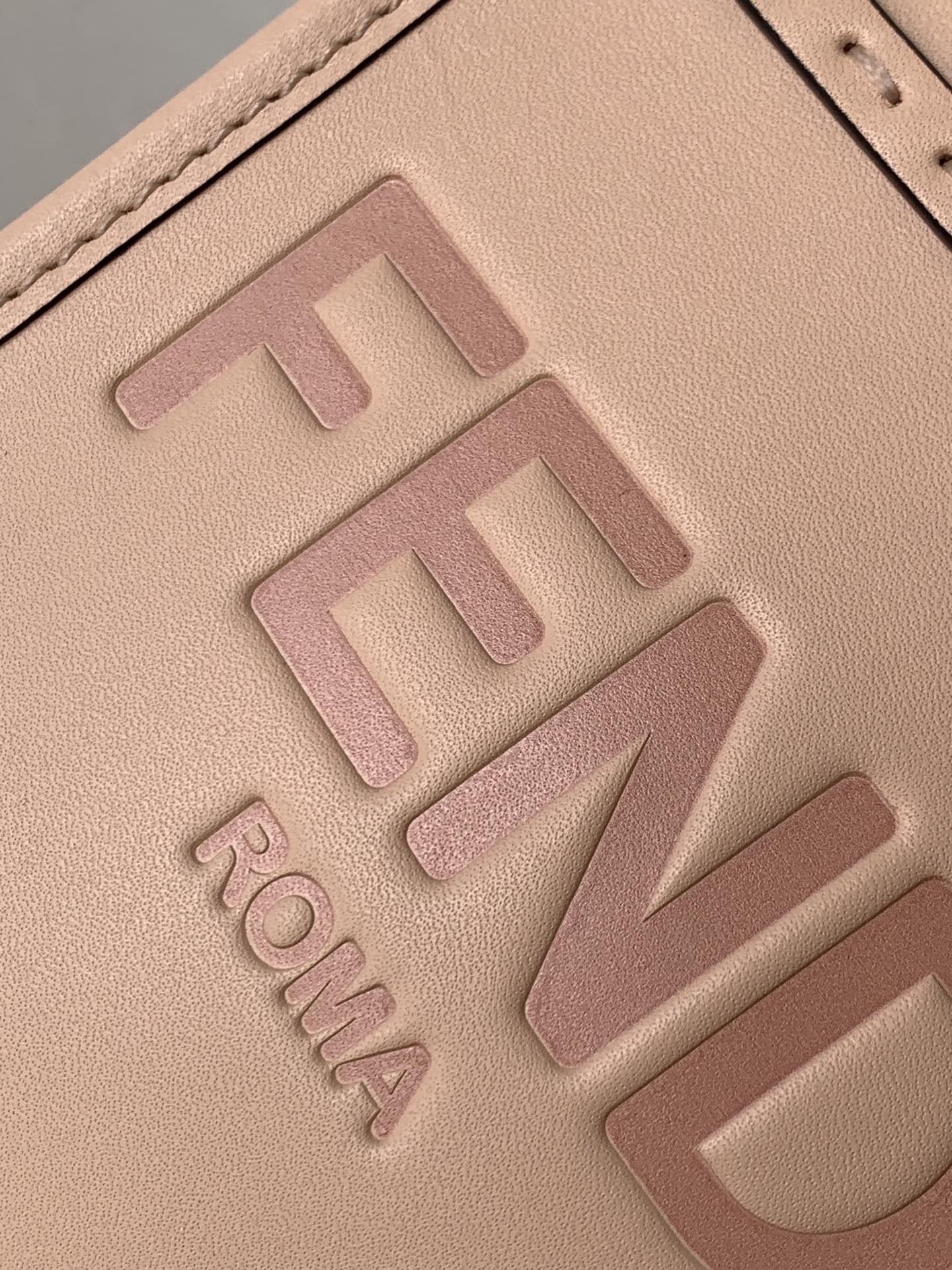 Fend Mini Sunshine Shopper Bag 18 Peach Leather mysite