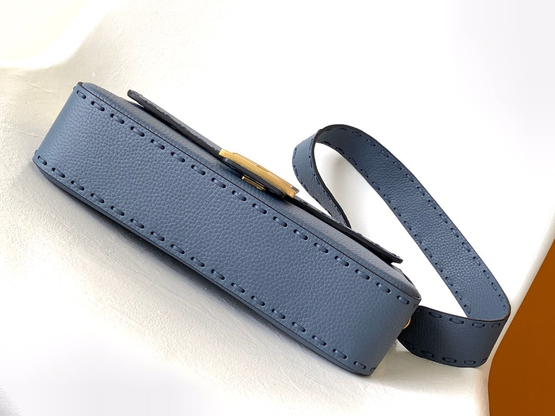 Fend Baguette 27 Bag Blue Calfskin Ghw mysite