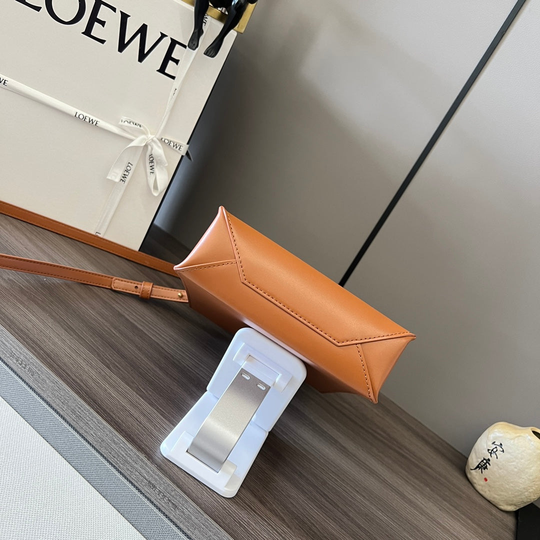 STANDARD A5 TOTE BAG IN BRONZE BROWN CALFSKIN mysite