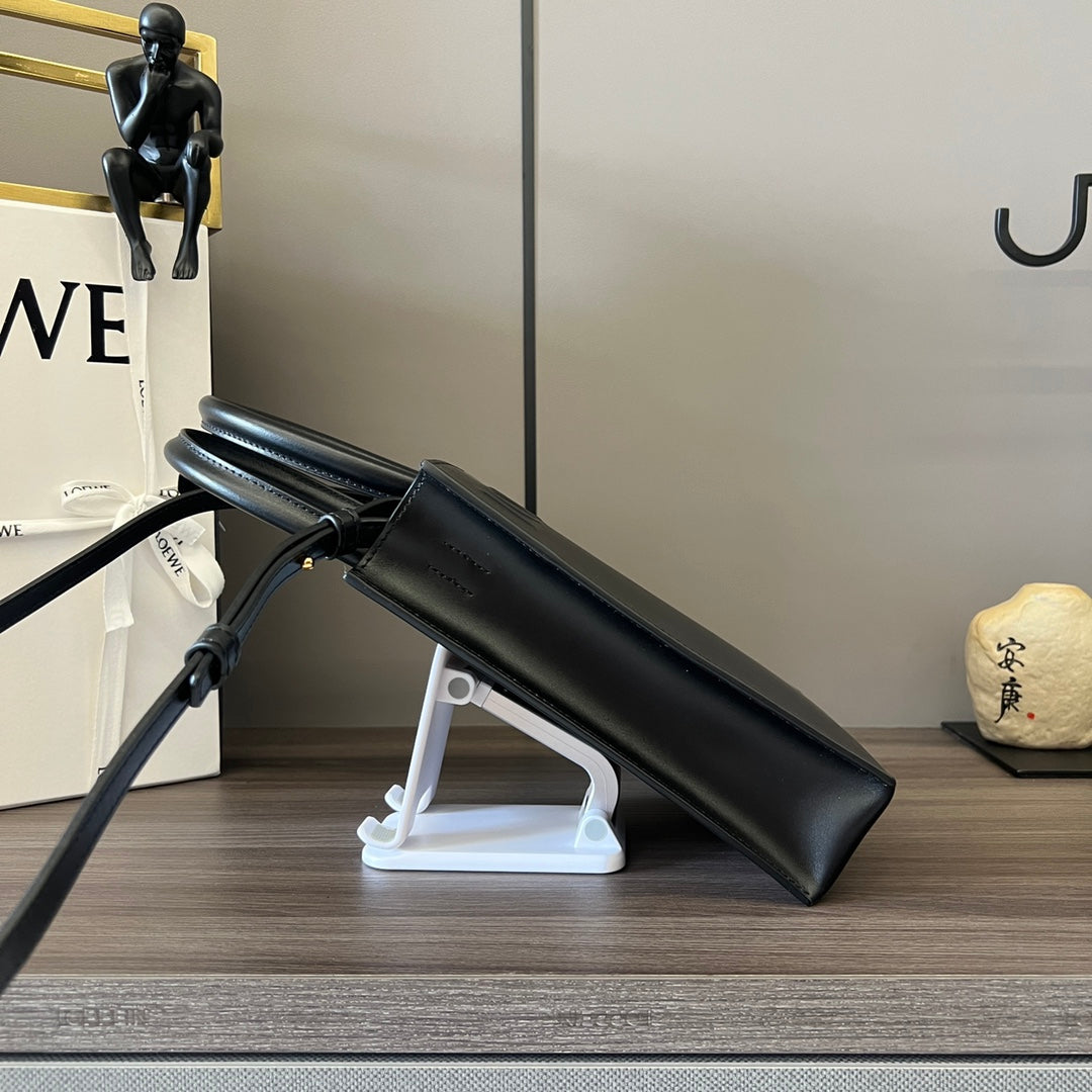 STANDARD A5 TOTE BAG IN BLACK CALFSKIN mysite