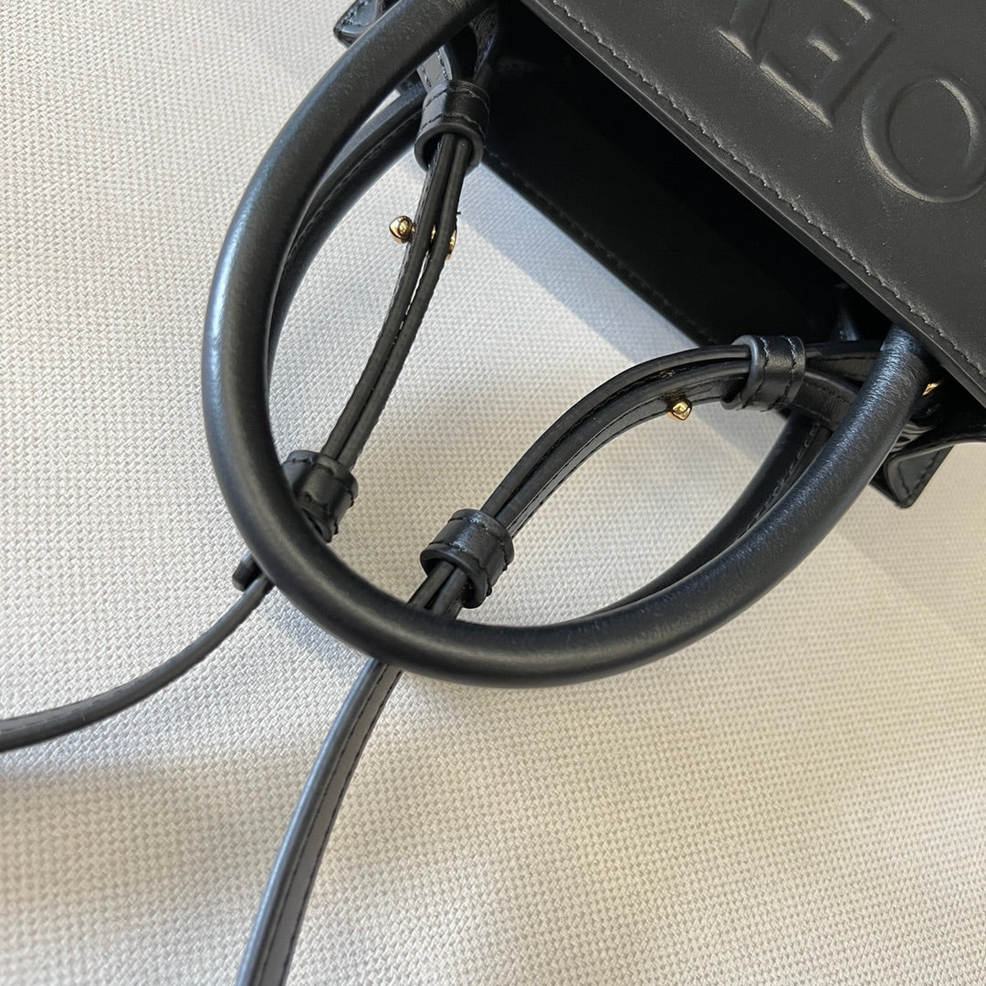 STANDARD A5 TOTE BAG IN BLACK CALFSKIN mysite