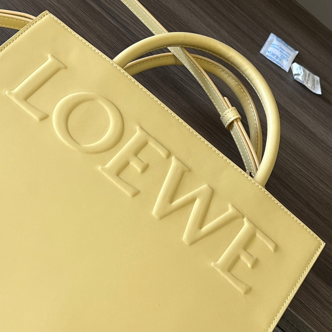 STANDARD A4 TOTE BAG IN LIGHT YELLOW CALFSKIN mysite