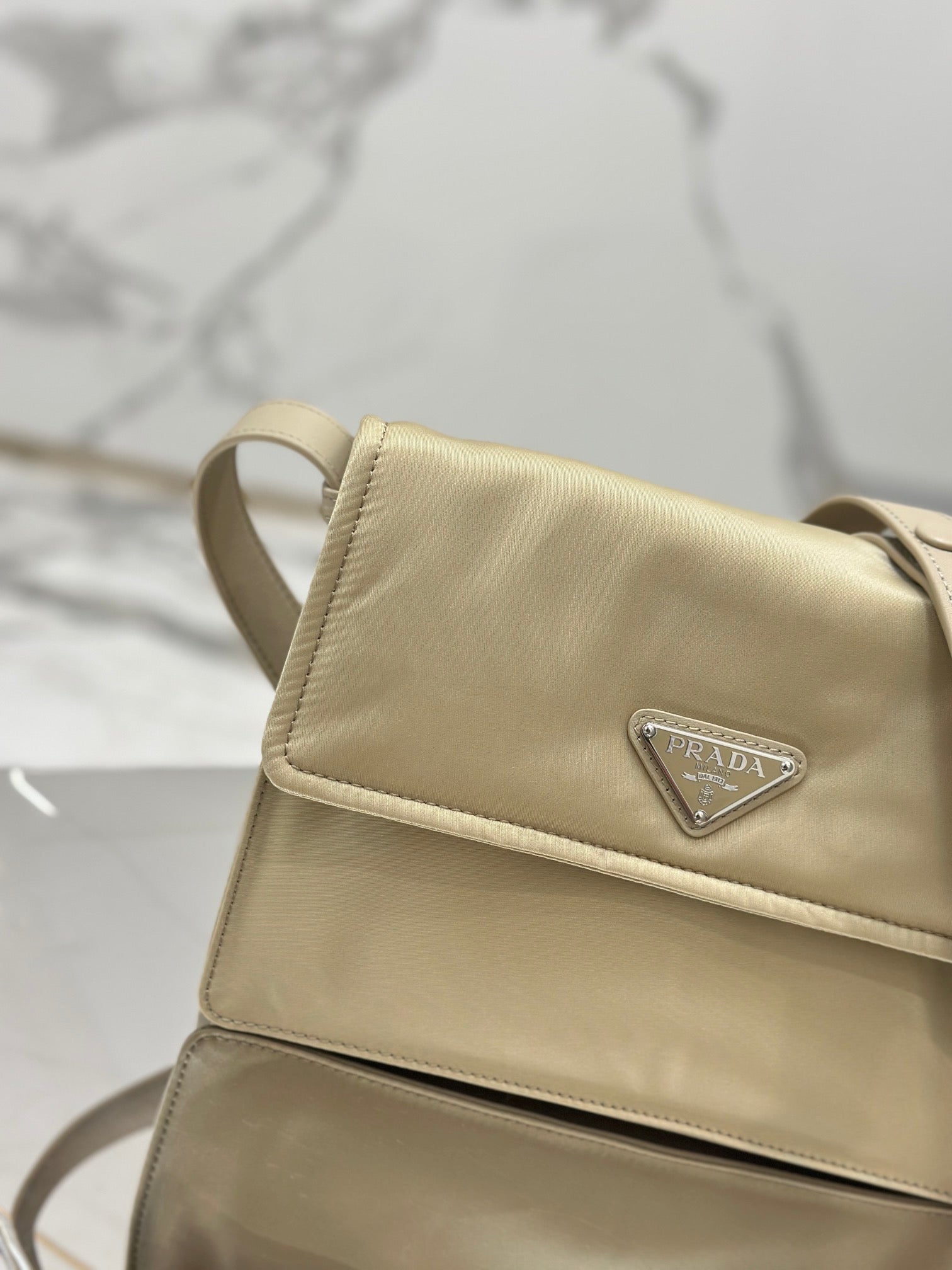 PRA CINI 23 MEDIUM BAG IN FLAX YELLOW RE-NYLON WITH STRAP mysite