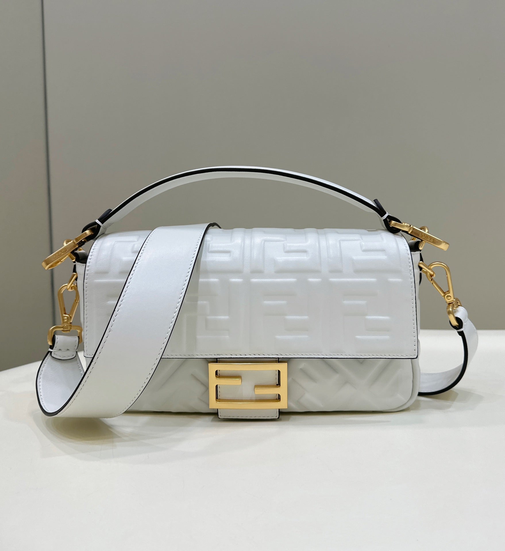 Baguette 27cm Grey Lambskin Gold Hardware mysite