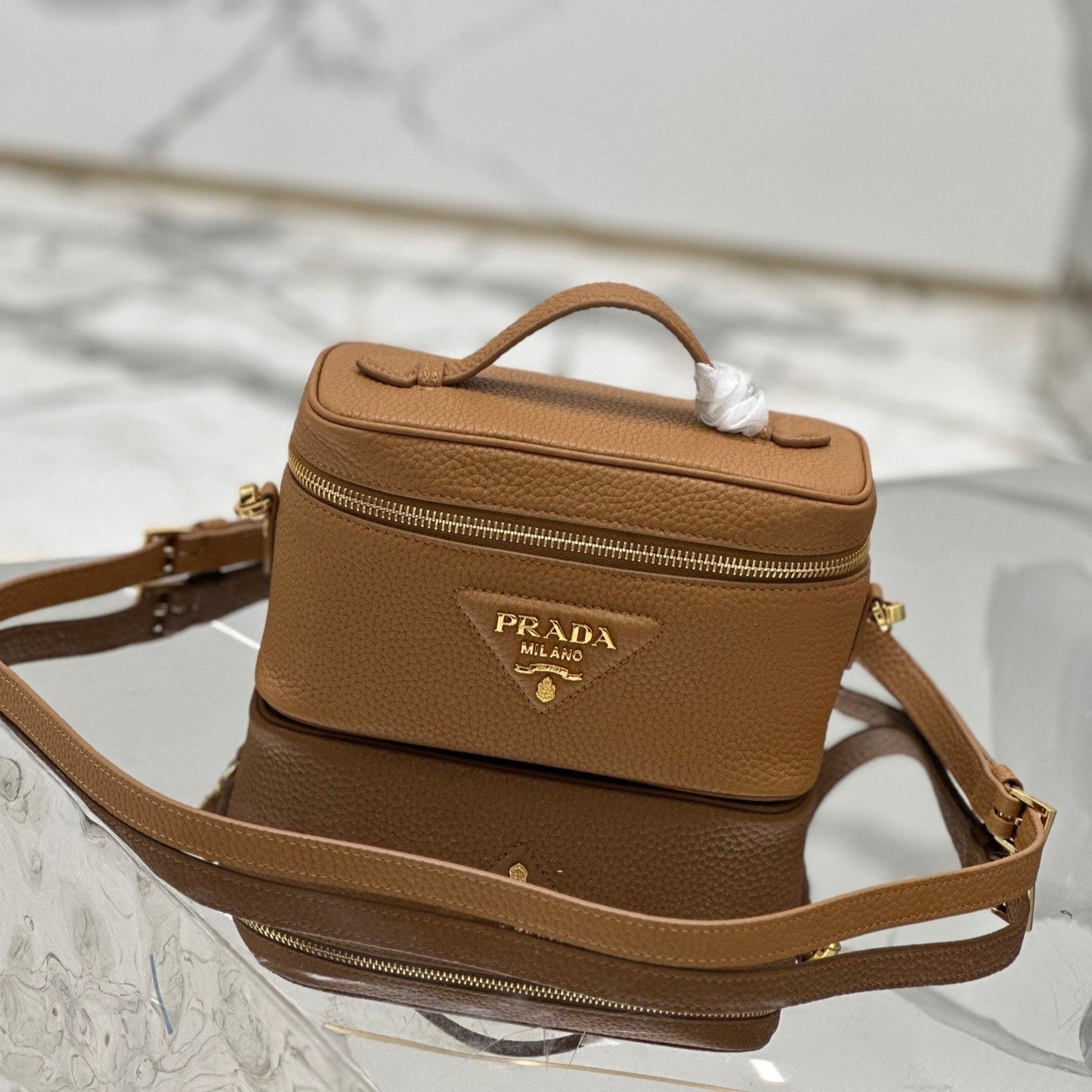 VANITY CASE 18 IN RUSSET BROWN GRAINED CALFSKIN GOLD HARDWARE mysite