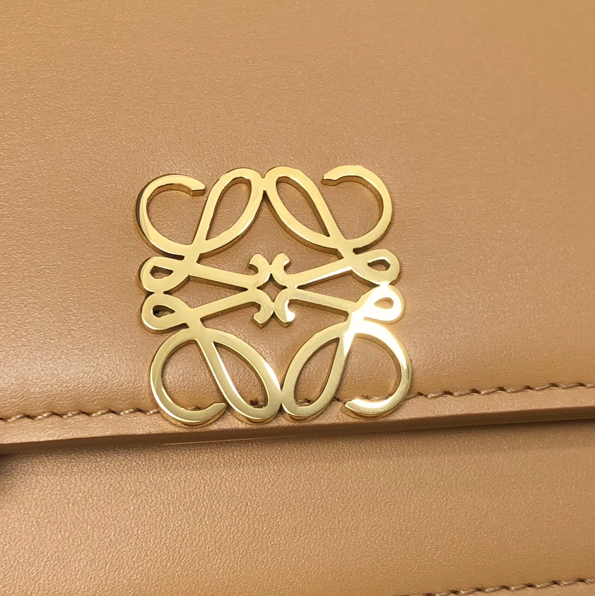 LOE GOYA BAG 23 IN COPPER BROWN CALFSKIN mysite