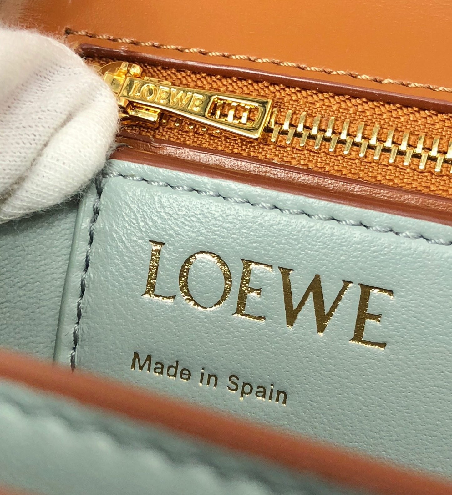 LOE GOYA BAG 23 IN WARM DESERT SILK CALFSKIN mysite