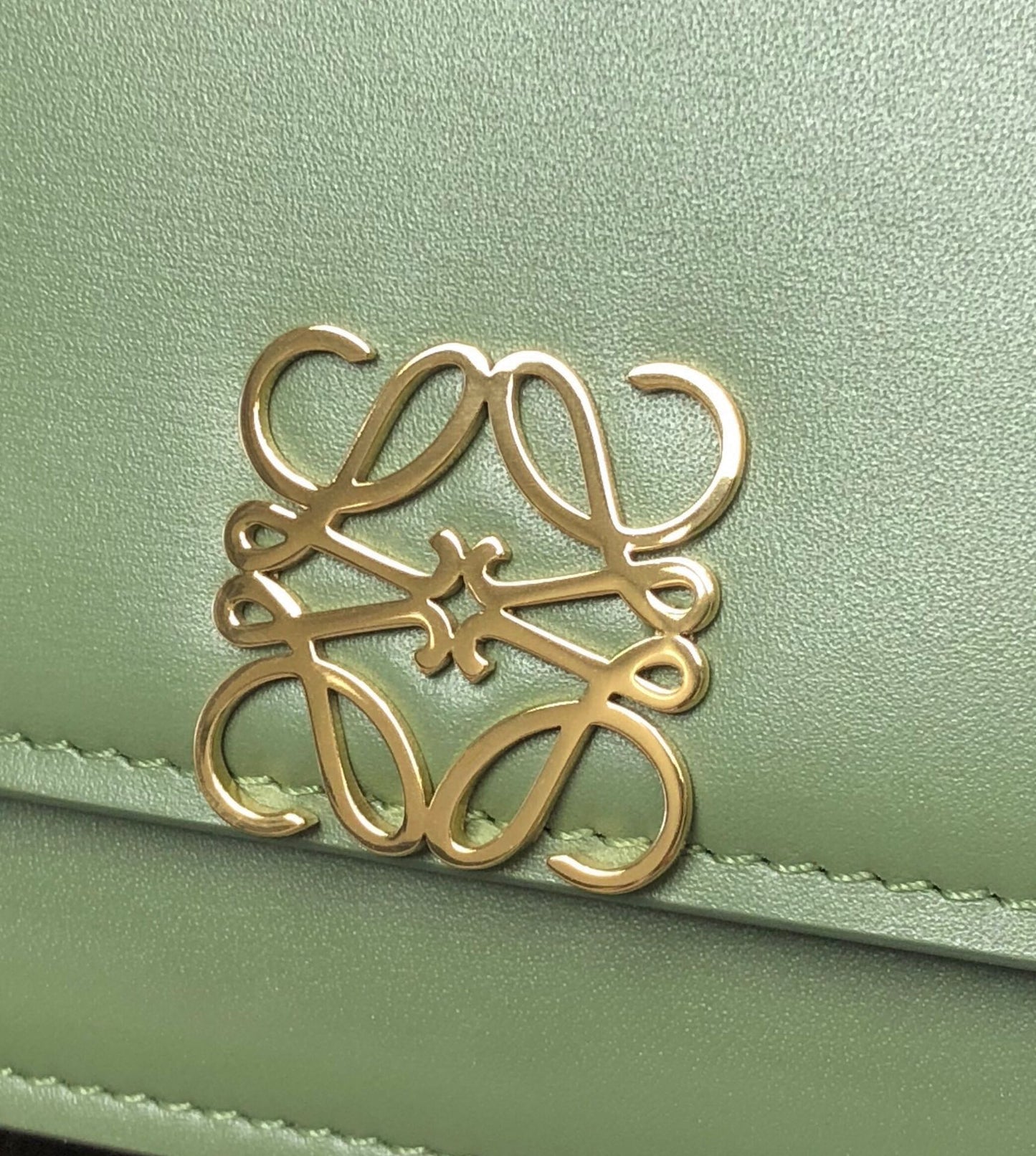 LOE GOYA BAG 23 IN AVOCADO GREEN SILK CALFSKIN mysite