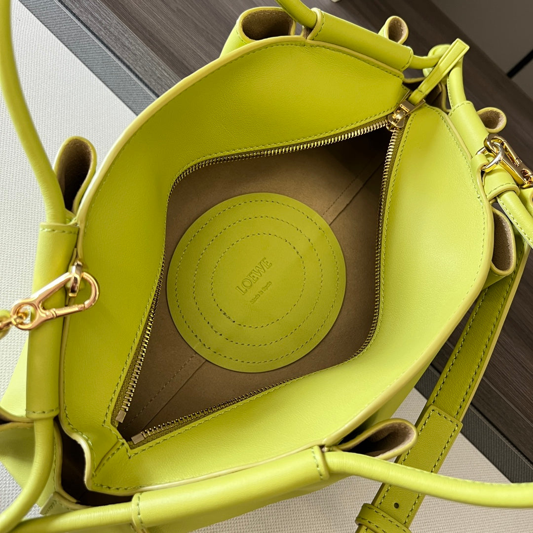 PASEO DUMPLING 31 BAG IN NEON YELLOW NAPPA CALFSKIN mysite