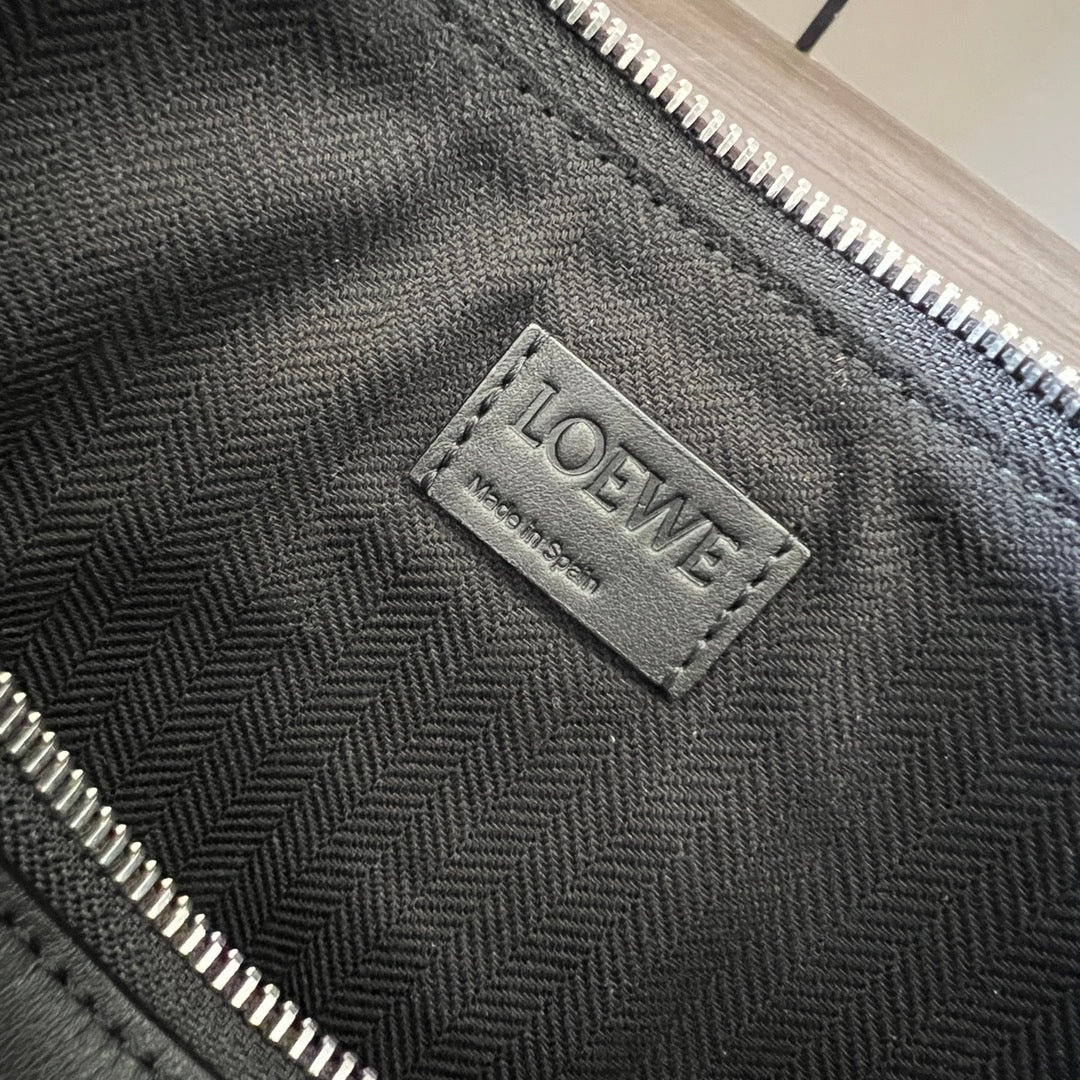 LOE LUNA HOBO 28 BAG IN BLACK CALFSKIN mysite