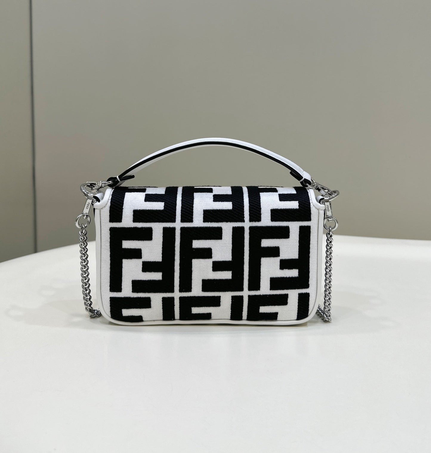 FENDI 19 BAGUETTE BAG IN BLACK MIX WHITE CANVAS WITH GOLD HARDWARE mysite