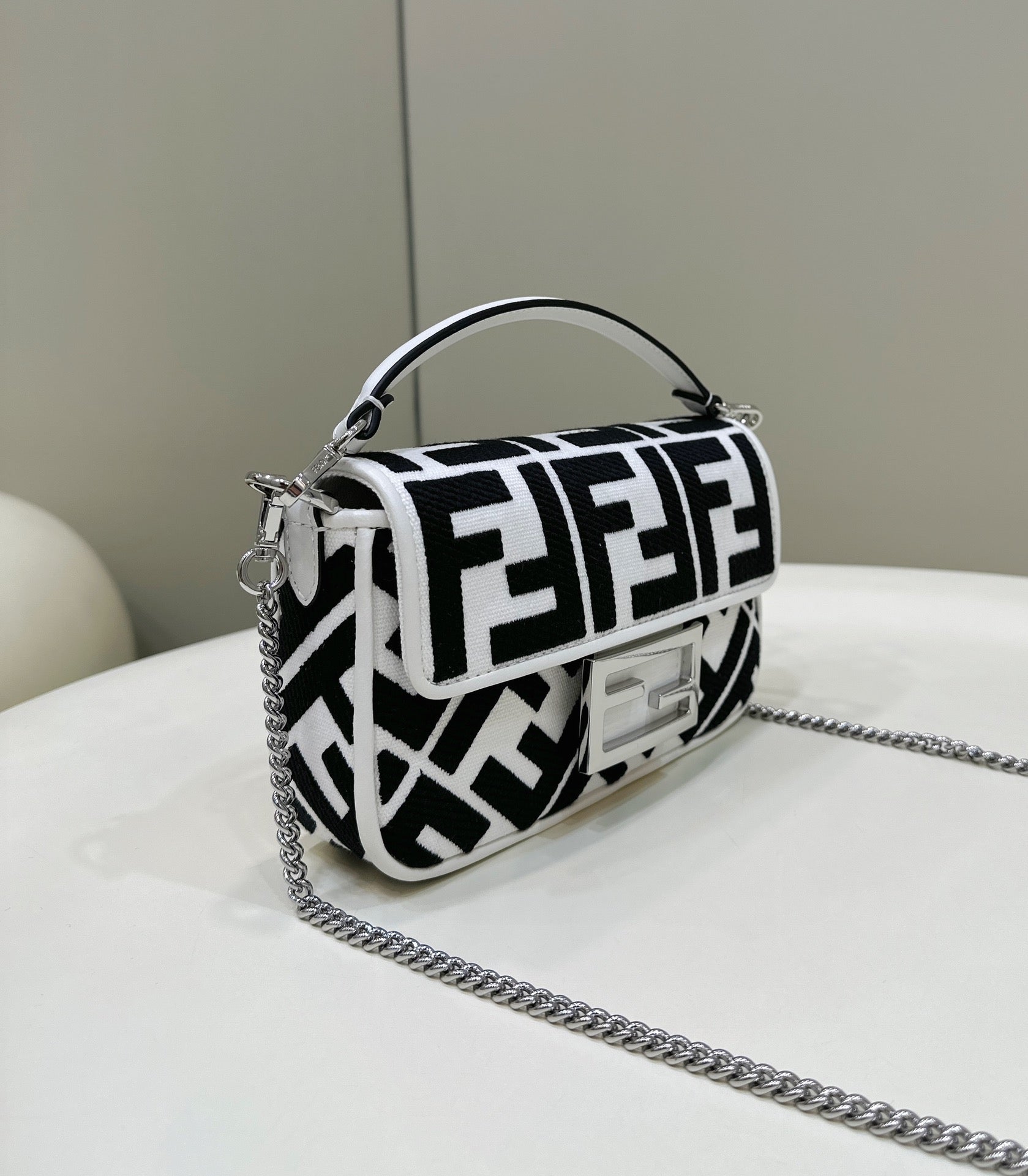 FENDI 19 BAGUETTE BAG IN BLACK MIX WHITE CANVAS WITH GOLD HARDWARE mysite