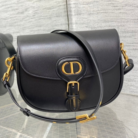 MEDIUM CD BOBBY 22CM BLACK CALFSKIN GOLD HARDWARE mysite