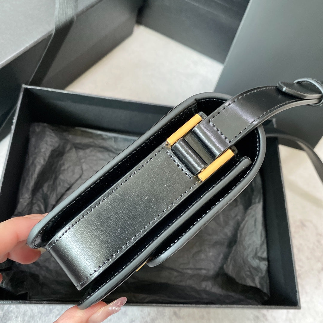 SOLFERINO SMALL SATCHEL 19 IN BLACK CALFSKIN GOLD LOGO mysite