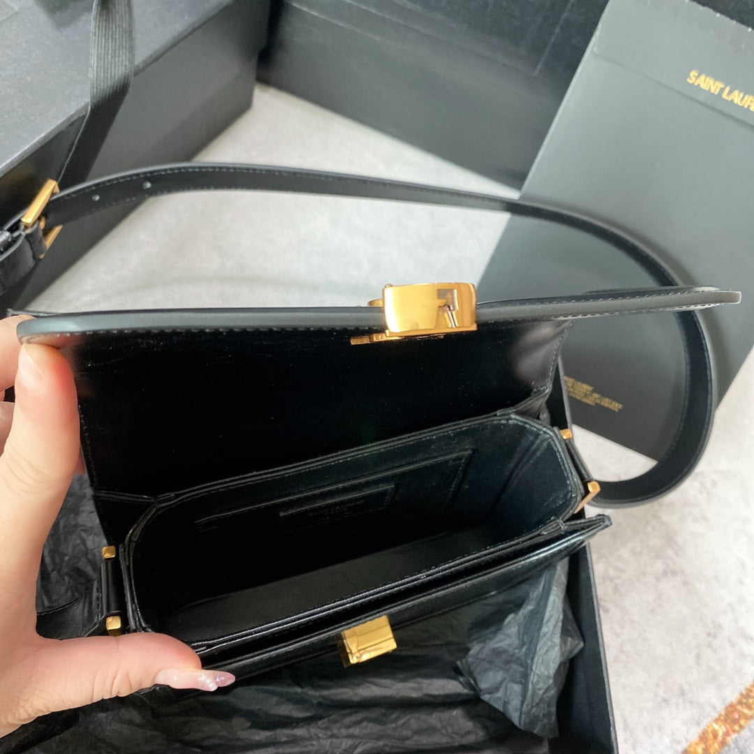 SOLFERINO SMALL SATCHEL 19 IN BLACK CALFSKIN GOLD LOGO mysite