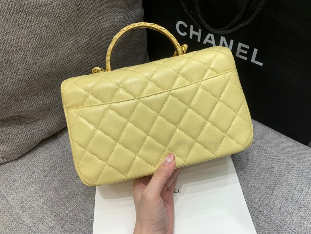 SMALL FLAP BAG 24CM TOP HANDLE LIME LAMBSKIN GOLD HARDWARE mysite