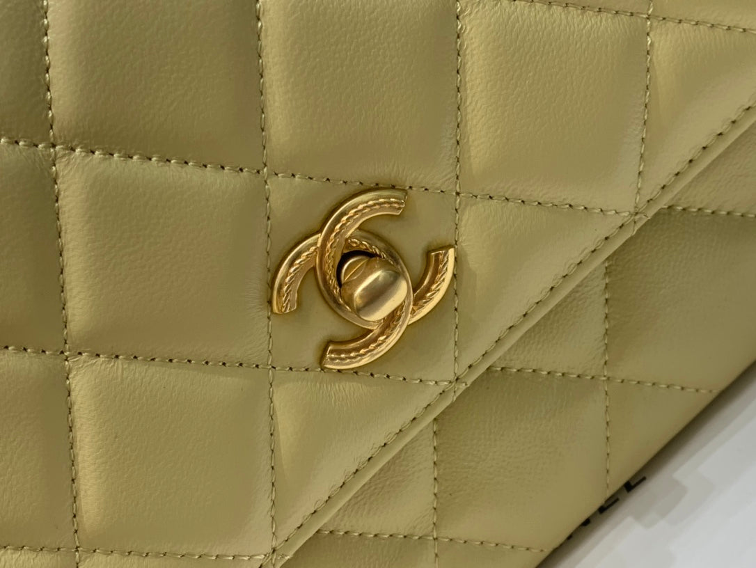 SMALL FLAP BAG 24CM TOP HANDLE LIME LAMBSKIN GOLD HARDWARE mysite