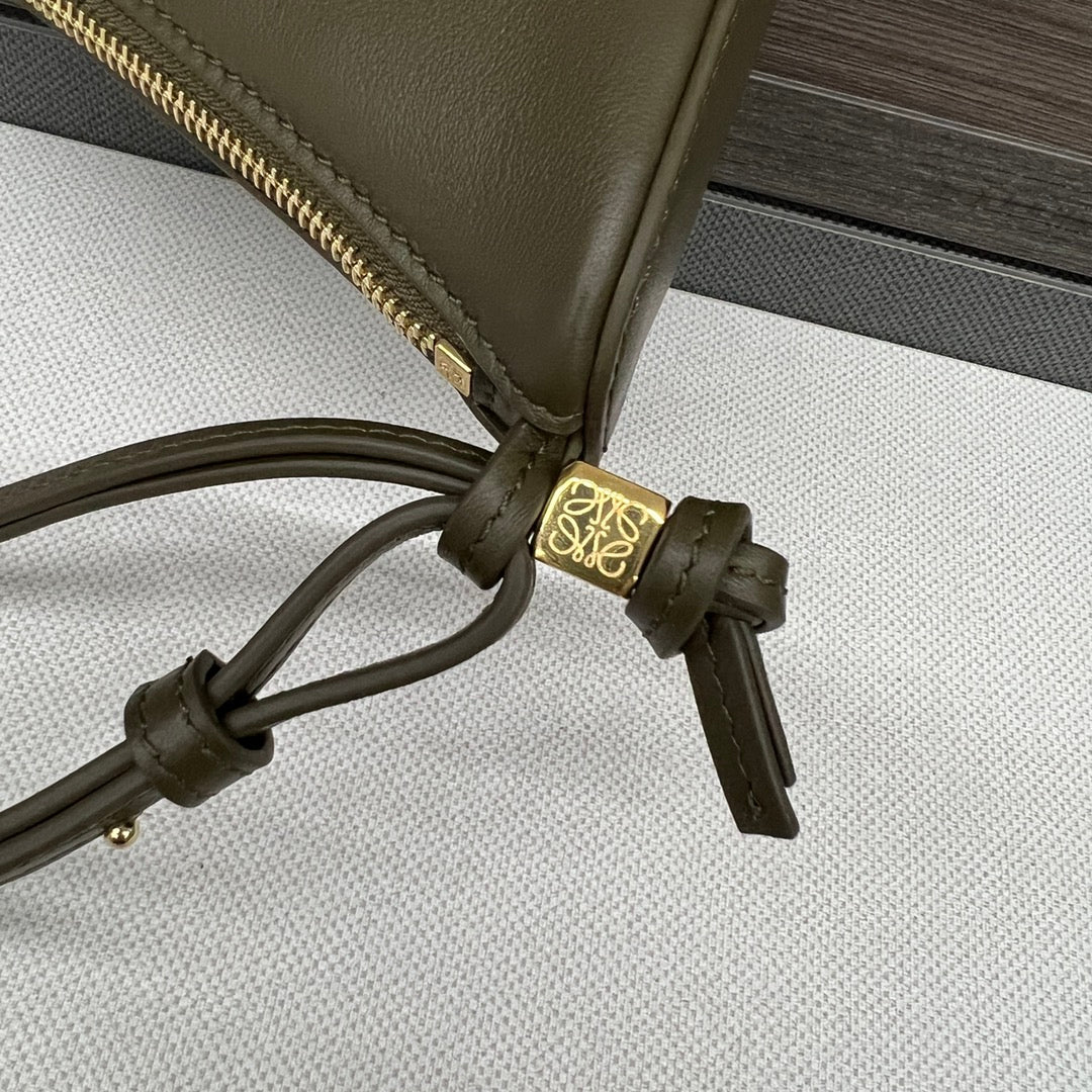 LOE LUNA HOBO 28 BAG IN DARK OLIVE GREEN CALFSKIN mysite