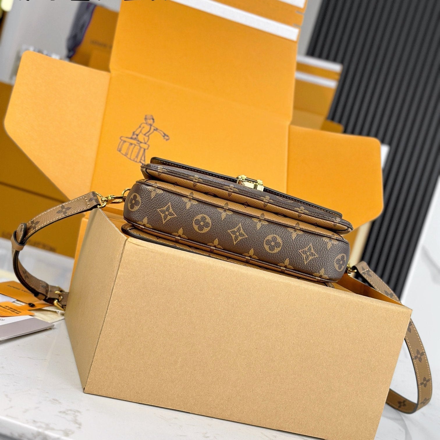 LV Pochette Metis Brown mix Ginger Brown Monogram Reverse Canvas 204264 mysite