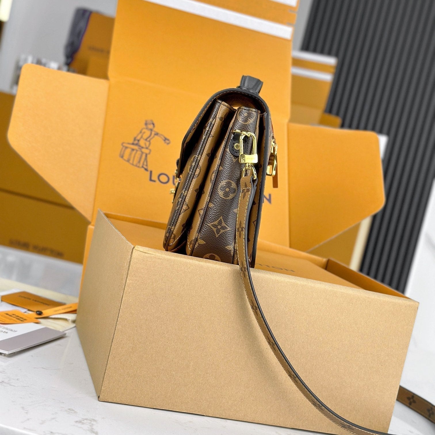 LV Pochette Metis Brown mix Ginger Brown Monogram Reverse Canvas 204264 mysite