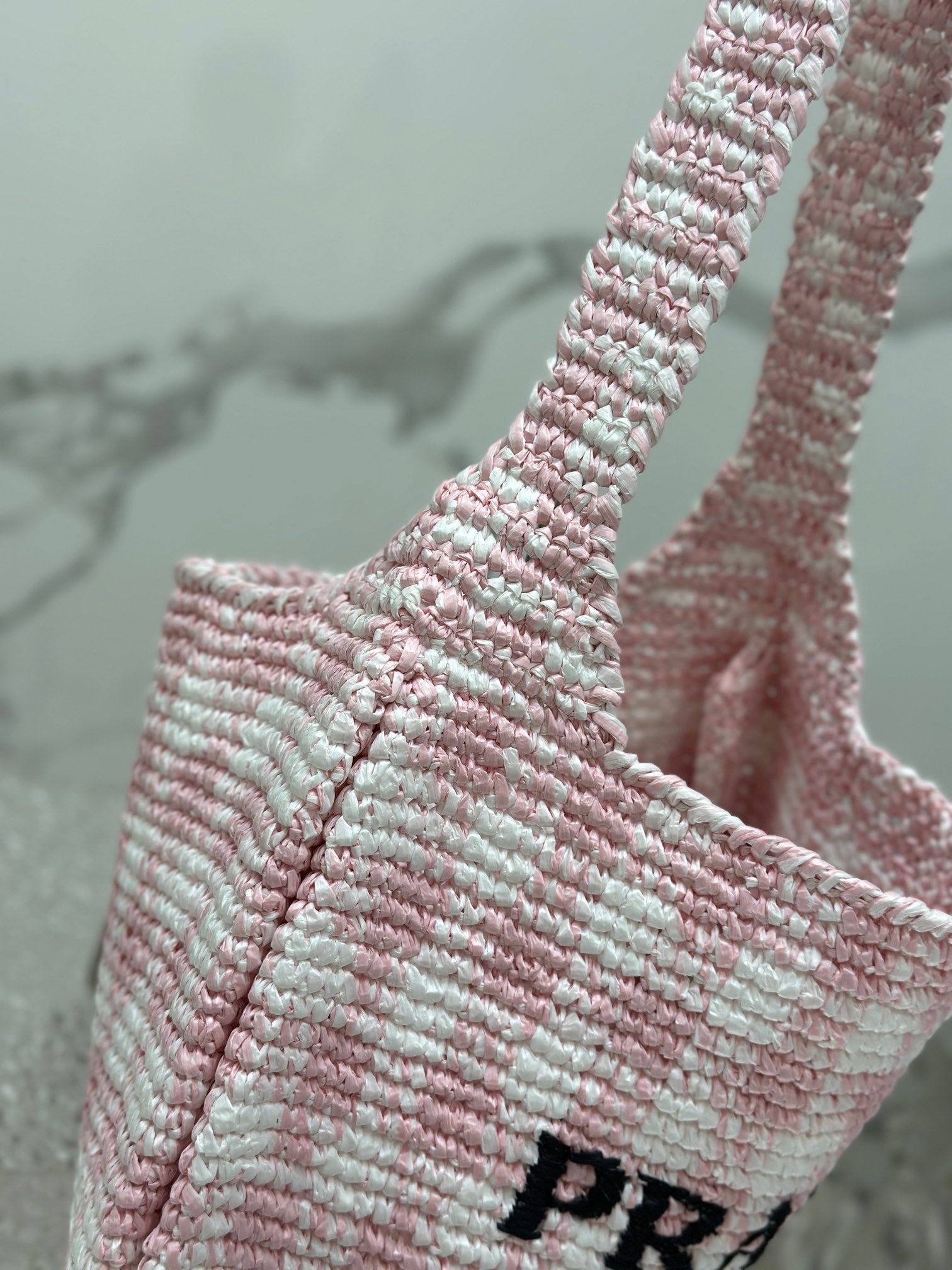 LARGE TOTE BAG 45 IN PINK MIX WHITE AND BLACK WOVEN RAFFIA mysite