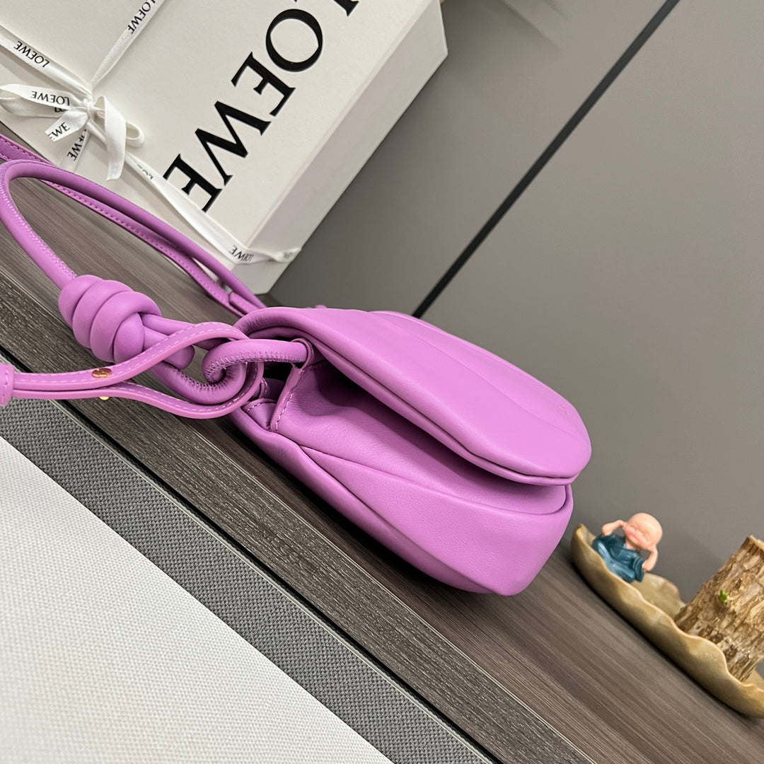 Loew Paseo Shoulder Bag 25cm Light Magenta Cowhide mysite