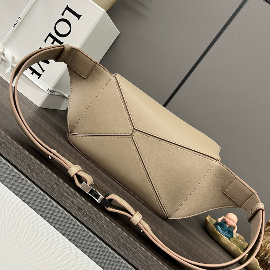 Loewe Puzzle Waist Bag 24 Sand Cowhide mysite